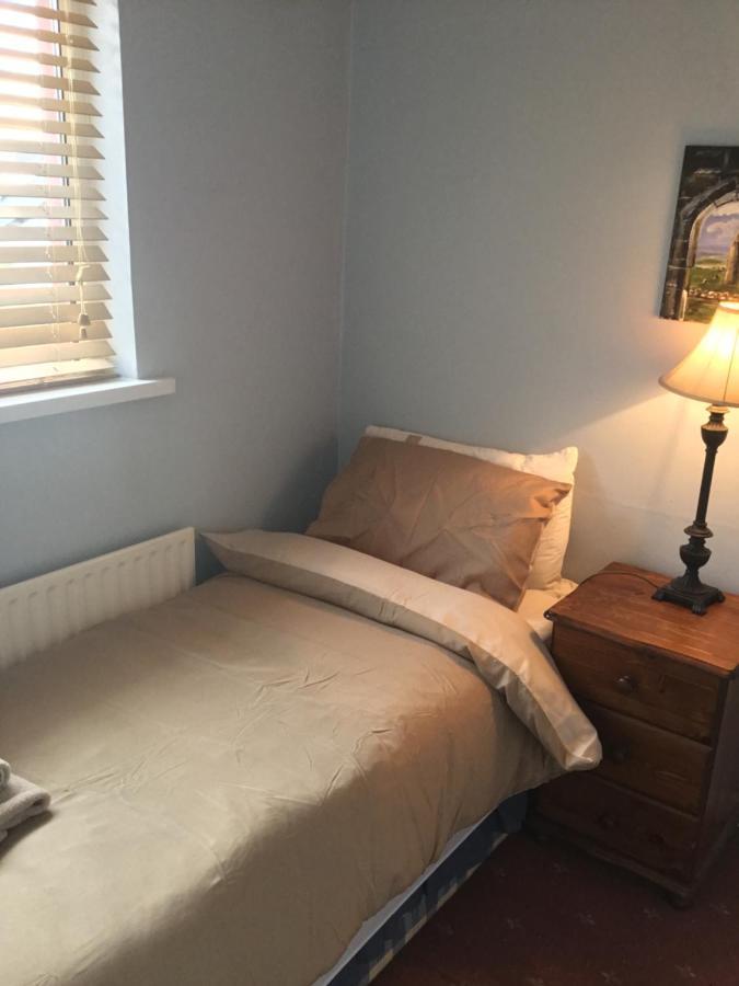 Entire 3 Bedroom House Ballyshannon Town Centre المظهر الخارجي الصورة