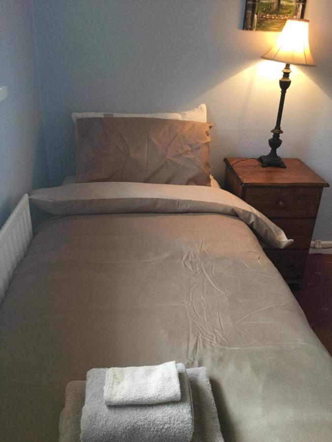 Entire 3 Bedroom House Ballyshannon Town Centre المظهر الخارجي الصورة